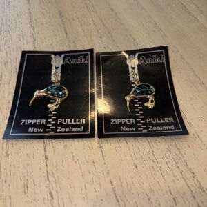 Ariki Genuine Paua Shell Zipper Pull New Zealand Gold Tone New on Card X 2